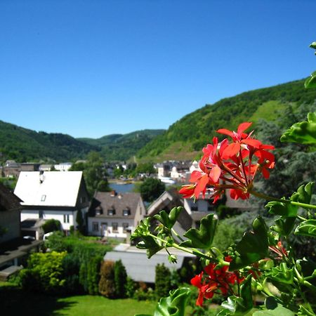 Ferienwohnung Burgblick Bullay Exterior photo